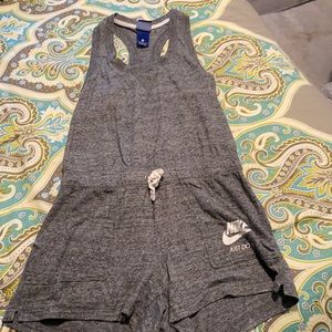 Nike romper